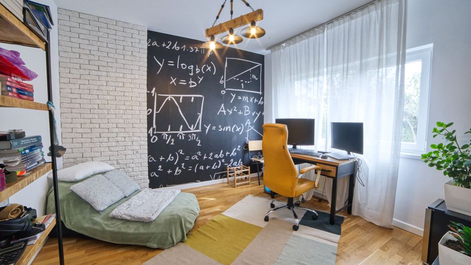 Casa complet mobilata 5 camere 3 bai curte generoasa - Poză 19