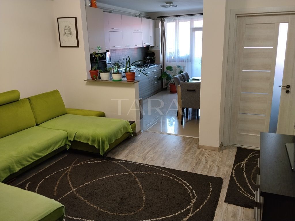 Apartament 2 camere, balcon generos, parcare.  Zona Terra Residence. - Poză 4