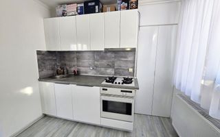Casă 4 camere + teren de 308 mp - zona Sângeorgiu de Mureș - Poză 5