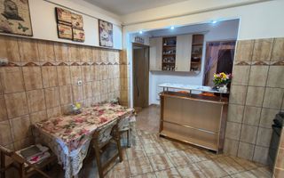 Apartament 3 camere/ Decomandat/ 2 Bai/ Parter/ Bd. Pandurilor - Poză 5