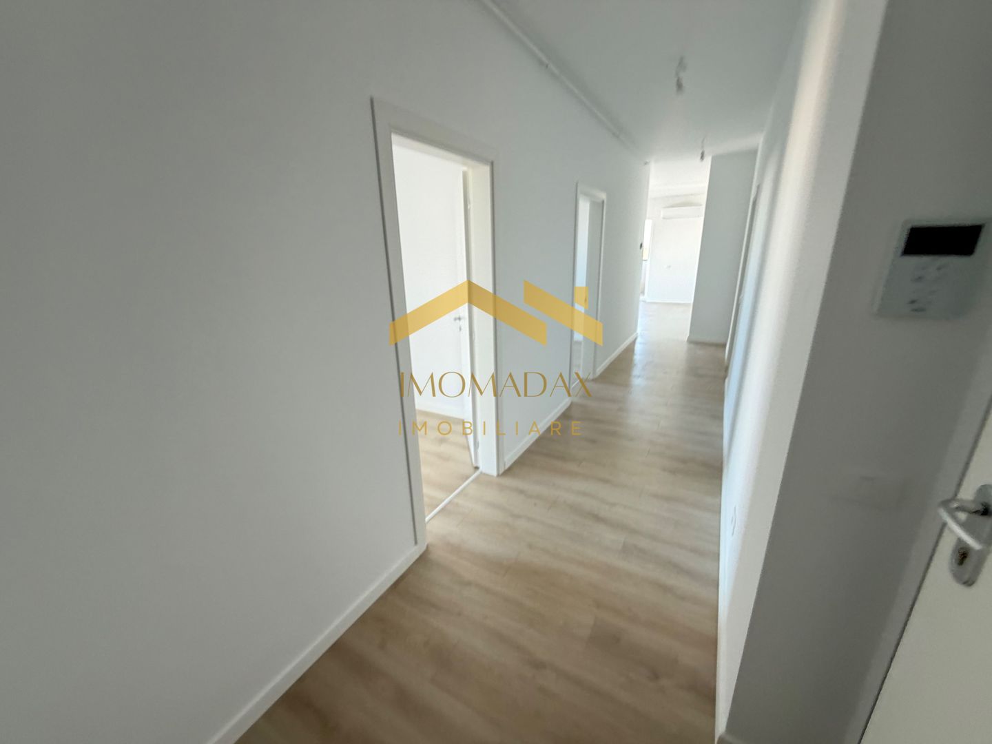 109 Corner-3 Camere-Etaj 1 - Poză 2