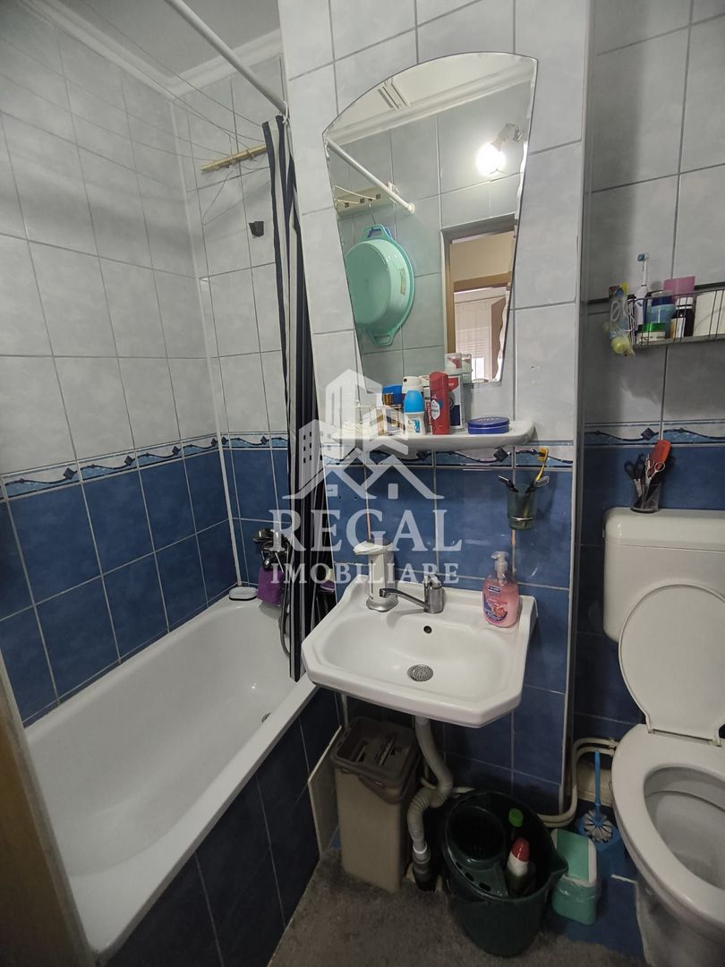 Apartament cu doua camere in zona Micro 7 - Poză 4