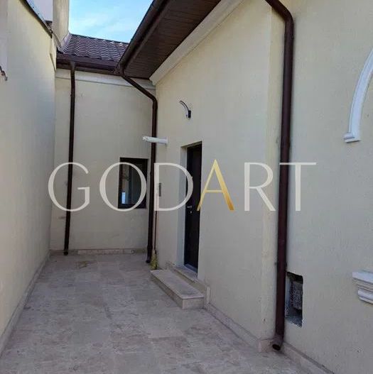 Casă renovată complet în 2023 | Zona centrala | 4 camere - Poză 10