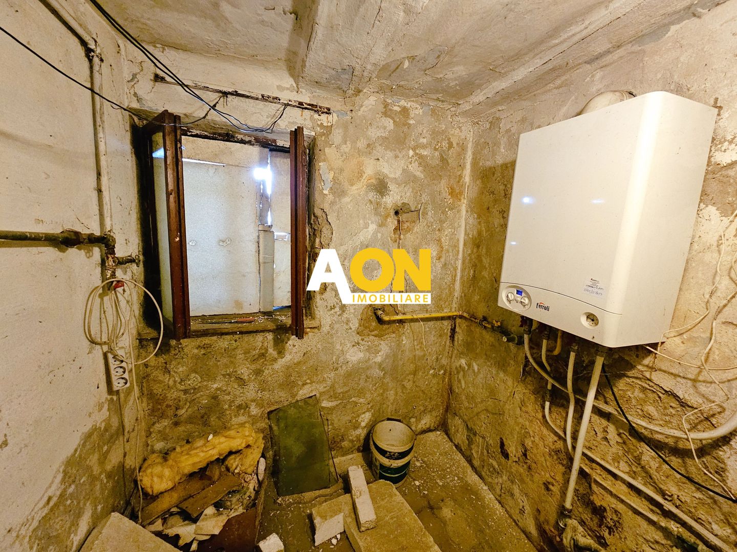 Casa 3 camere, 489 mp teren, acces la 2 strazi, zona ultracentrala - Poză 14