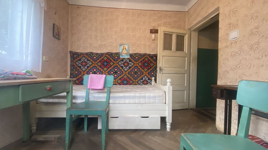 Vanzare casa cu 6 camere in Targoviste - vizavi de Colegiul Carabella - Poză 6