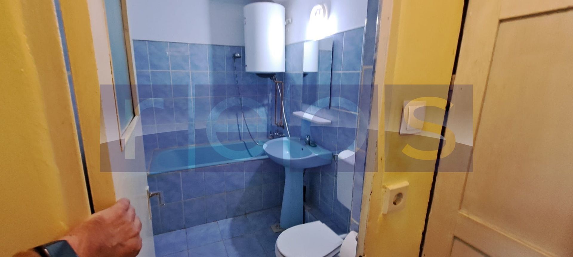 VANZARE 3 CAMERE | CENTRAL | 70 MP | ETAJ 2 | IDEAL PENTRU RENOVARE - Poză 8