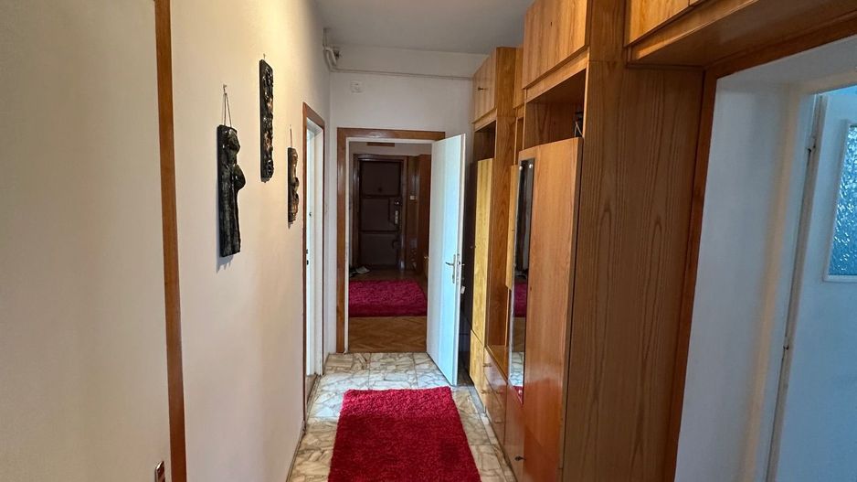 Apartament 5 camere in imobil tip asociatie zona Centrala - Poză 18