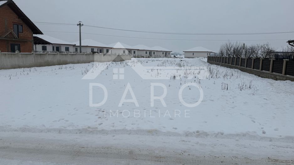 Teren intravilan - Poză 2