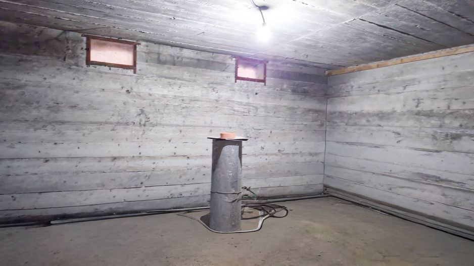 Casă spațioasă de vânzare – Strada Republicii nr. 105, Dragomirești - Poză 25