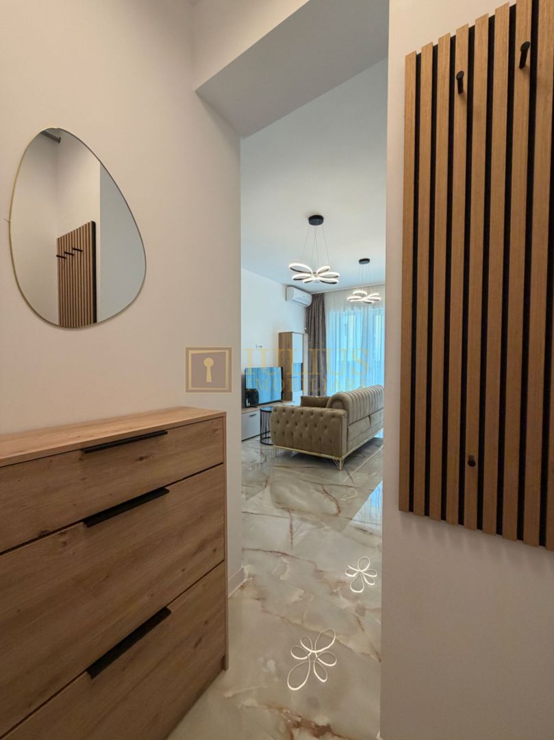 La prima închiriere, zona de sud, terasa proprie - Poză 2