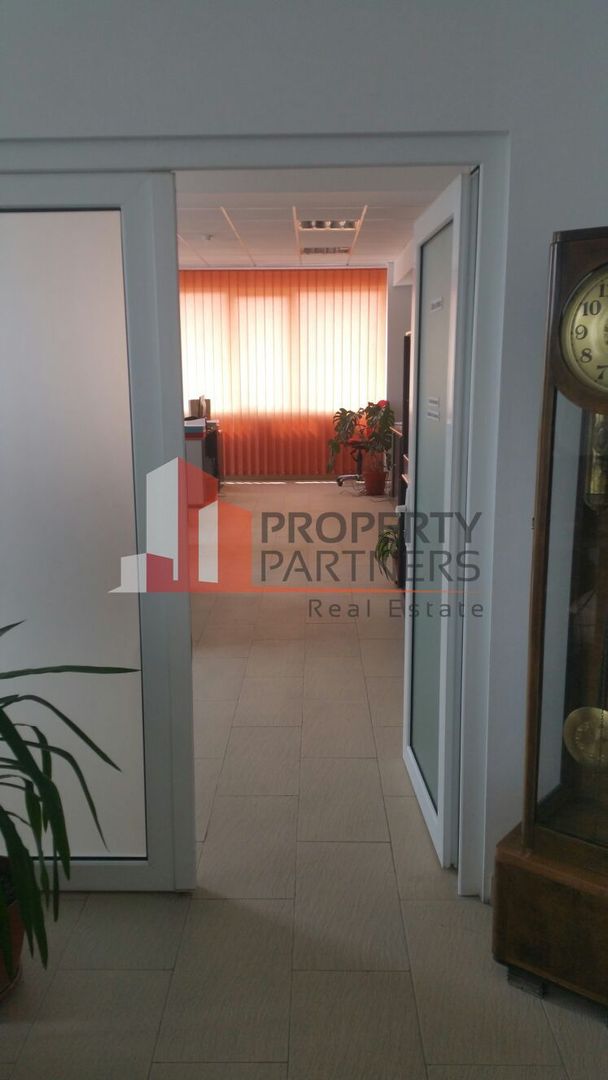 Cladire de birouri in sectorul 1 la Metrou Jiului - Poză 2