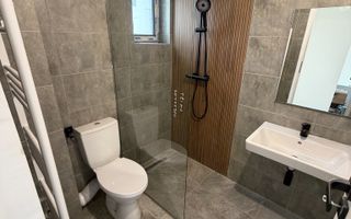 Casa individuala 4 camere Finalizata 380mp curte comuna Berceni - Poză 4