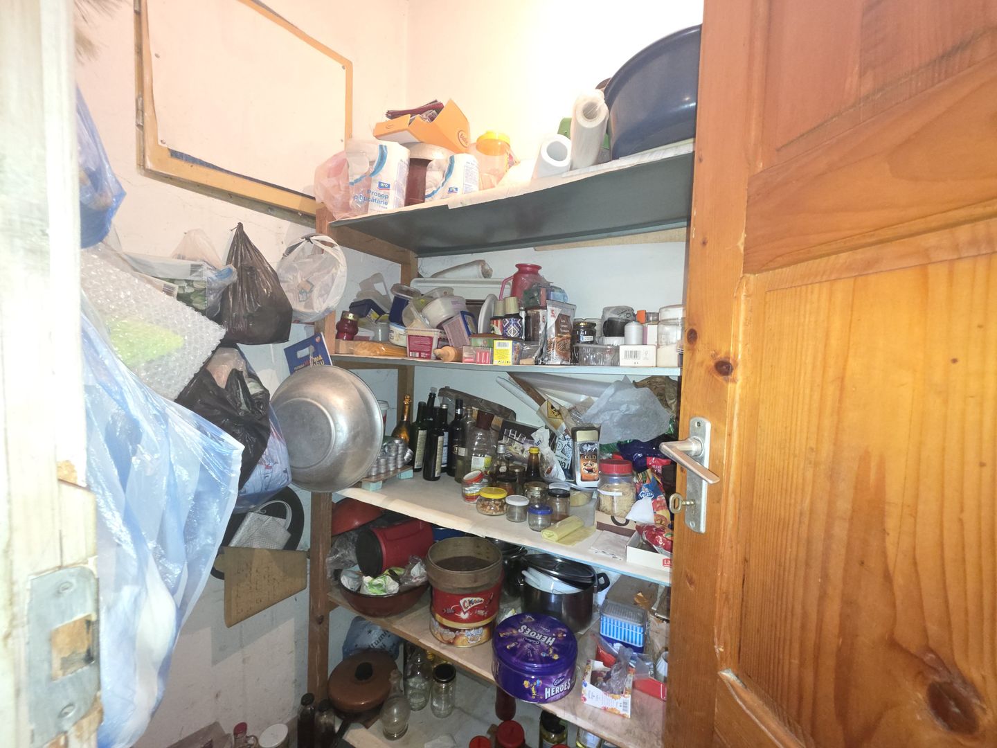 Casa vacanta zona colinara la 5 minute de municipiul Targoviste - Poză 18