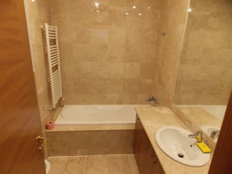 Inchiriez apartament - Poză 9