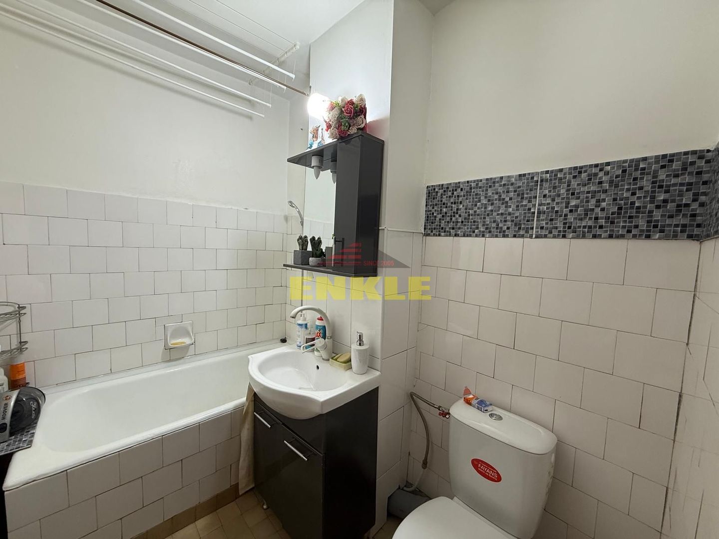 De vânzare apartament 4 camere decomandat, etaj 1 – zona Capat la 1 - Poză 6