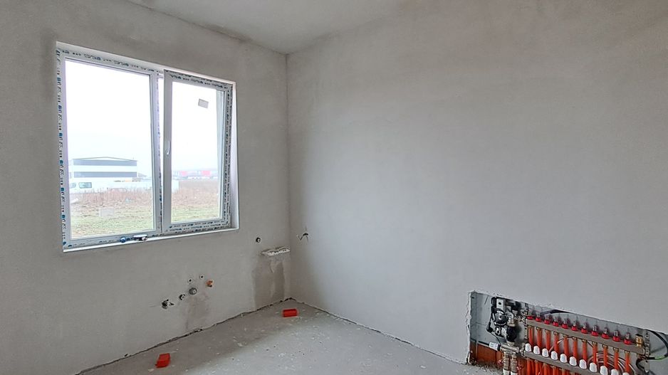 Casa individuala Dragomiresti Deal, utilitati, statii STB la 700 metri - Poză 7