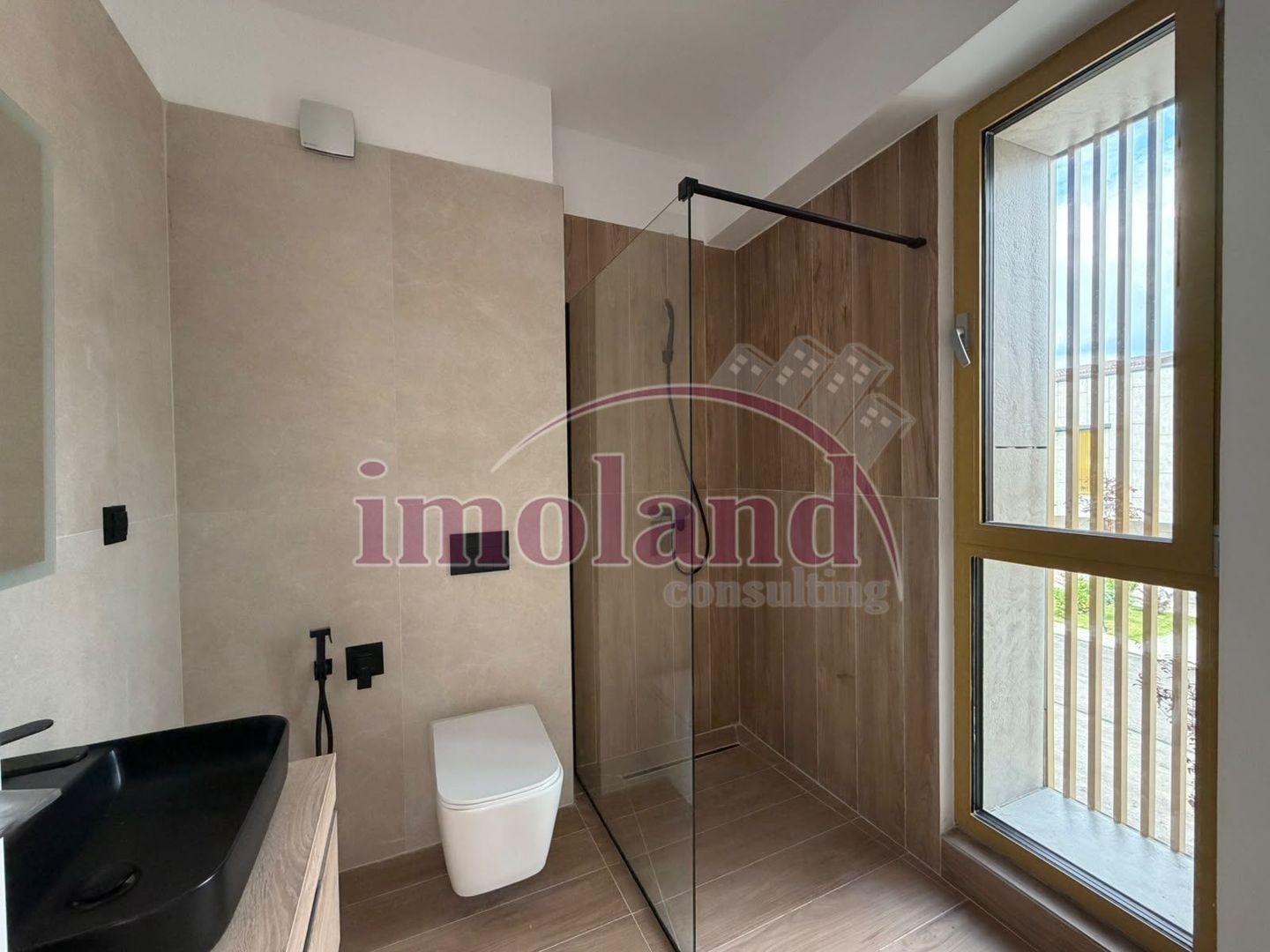Vanzare - vila noua - 4 camere - Pipera-Iancu Nicolae - Poză 17