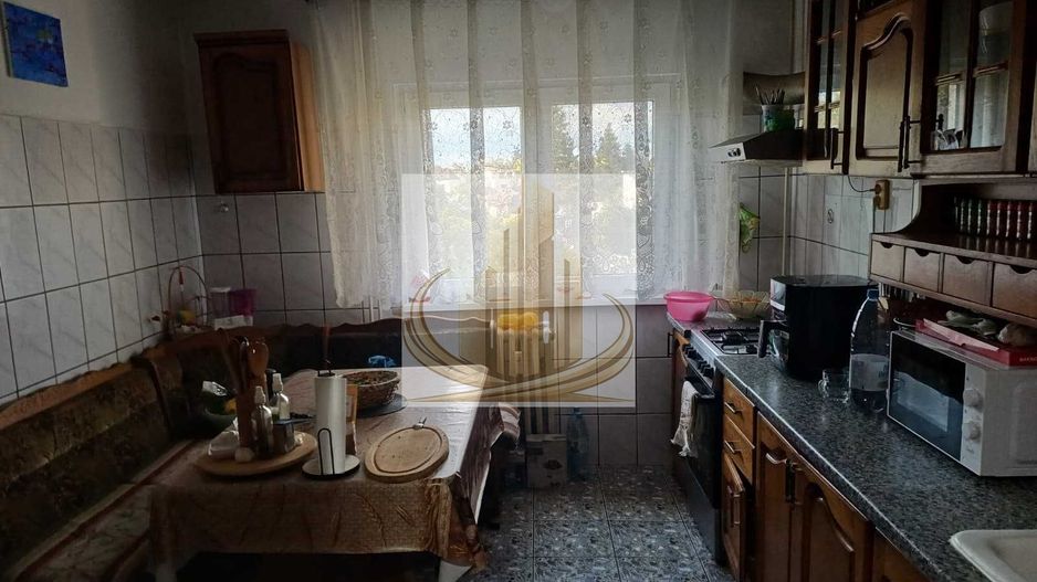 Vand apartament 3 camere doua bai, doua balcoane - Poză 4