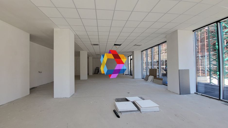 Spatiu comercial- 200 mp # PLUS Spatii comerciale - Poză 2