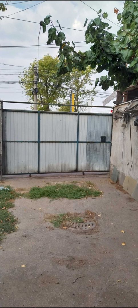 Constructie hala garaj plus teren ,   300 mp,  Sos. Fundeni, Stradal - Poză 3