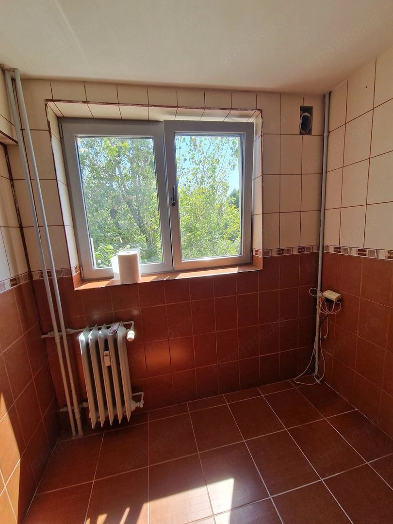 🔑 Vanzare apartament 3 camere – Zona Titan / Piața Miniș - Poză 9