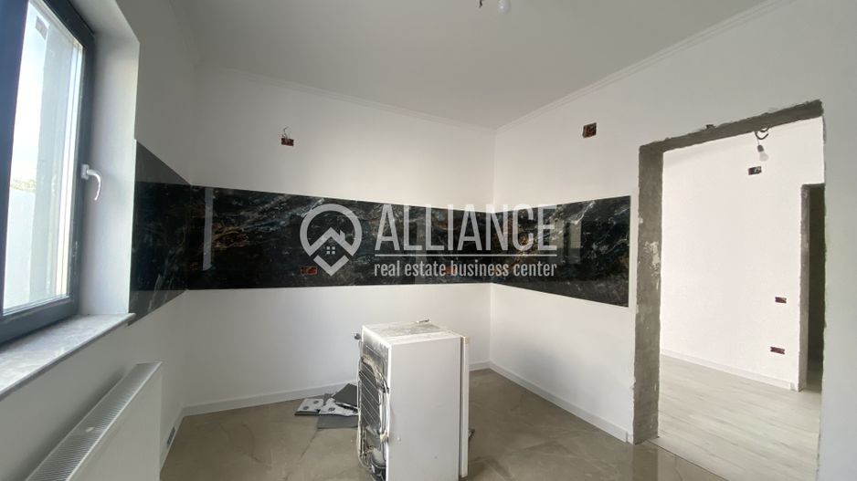 Valu lui Traian (COD 07) Casă P+M cu 5 camere, teren de 517 mp - Poză 9