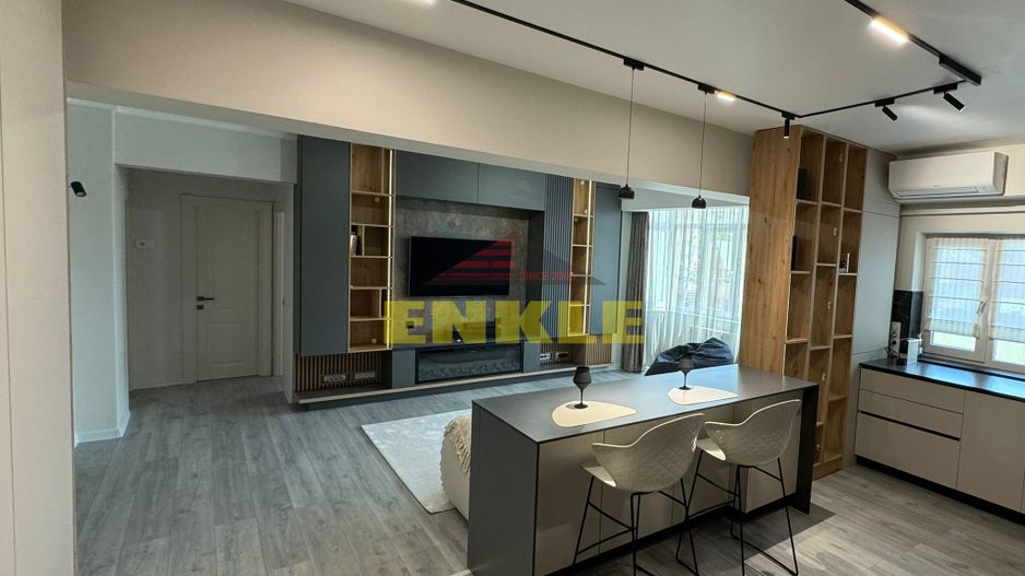 De vânzare – Apartament 4 camere, 102 mp, zona Bazar - Poză 4
