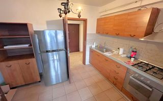 Apartament 3 camere decomandat etaj 1 an 2009 centrala - Poză 3