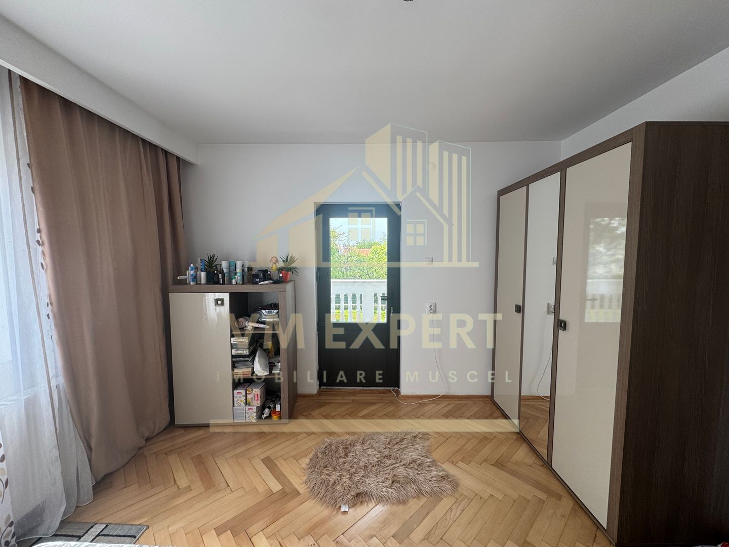VILA S+P+E-306 MP, TEREN 2078 MP, CAMPULUNG - Poză 46