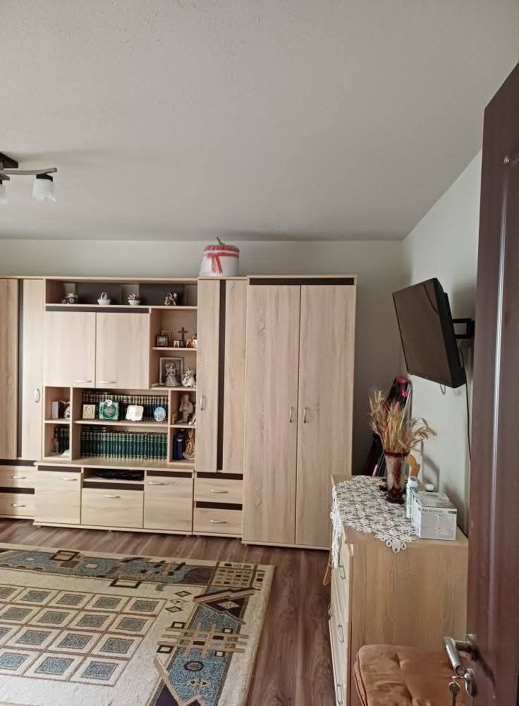 BRASADAS vinde ap 4 cam etaj 2/4 Micro 16 - Poză 1