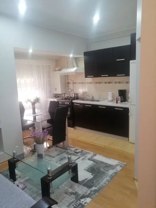 Apartament la  mansarda, Micro 19, mobilat si utilat - Poză 1
