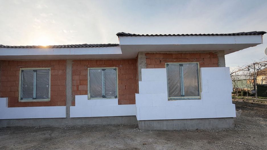 Comision 0% Duplex Albina construcție din cărămidă, 74 mp utili, teren 334 mp - Poză 3