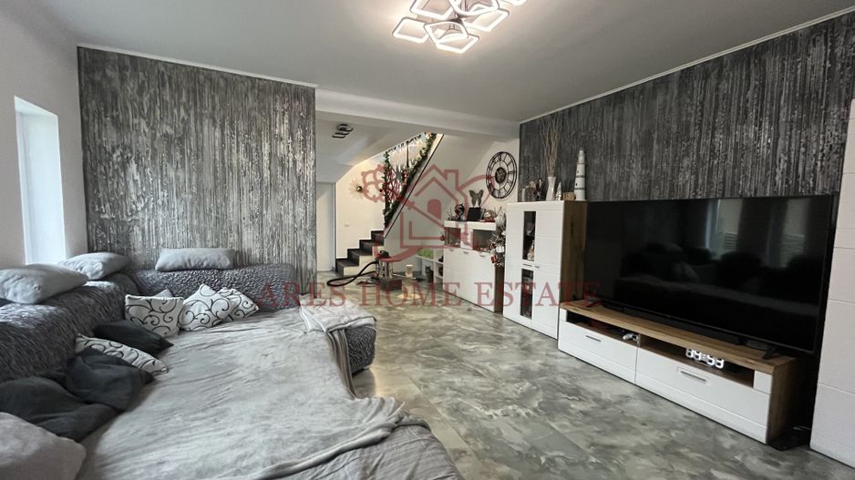 🌟 Duplex 4 camere, încălzire în pardoseală, terasă spațioasă, mobilat - Poză 1