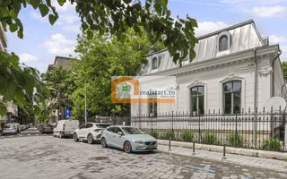 Cartierul Armenesc, Vila impozanta S+P+M, teren 615mp, terasa, curte - Poză 1