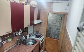 Apartament 3 camere etaj 1 Sagului cu centrala - Poză 3