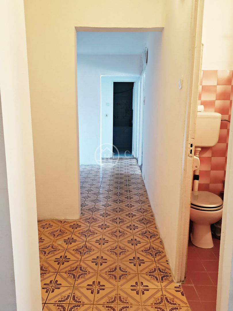 Apartament de vânzare cu 3 camere în zona Iosia , Oradea - Poză 12