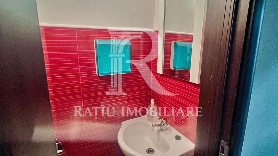 Apartament cu 4 camere | Zona Centrala | General Magheru | Oradea - Poză 18