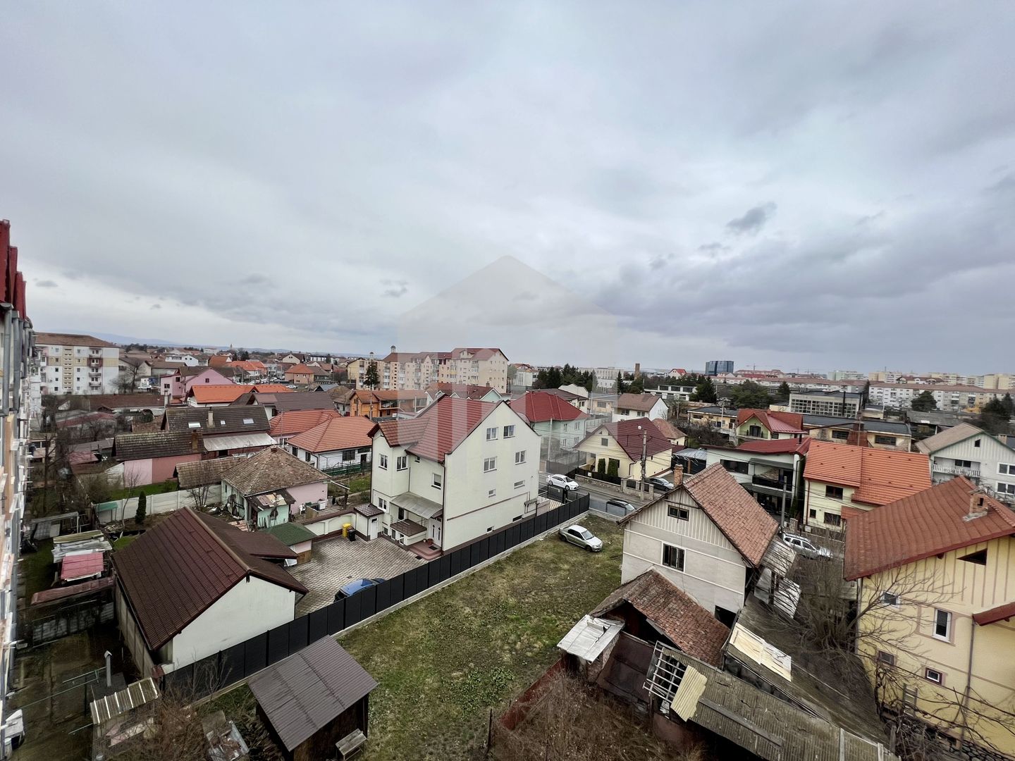 Apartament 3 camere- Aleea Steaza/ Ciresica- Vedere superba - Poză 3