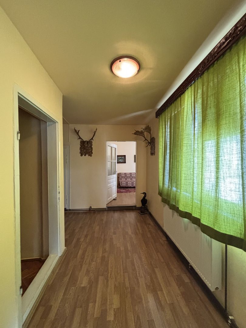 Casa cu teren și grădina zona Bogdanestilor - Poză 14