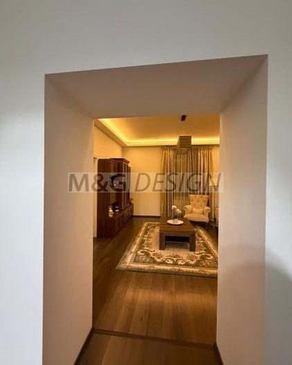 Apartament 3 camere amenajat lux zona Sinaia - Poză 7