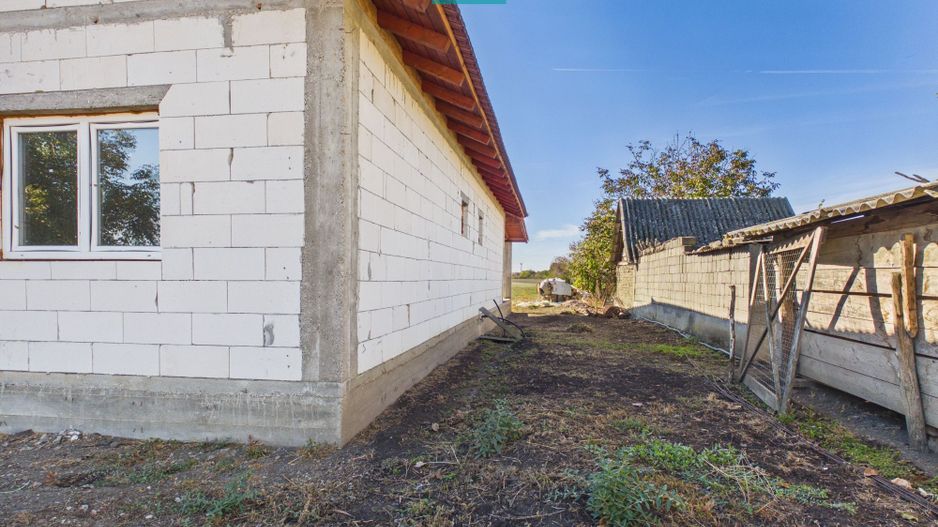 Casă la roșu în Șimand – teren de 1.481 mp! - Poză 3