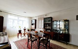 Casa individuala cu 5 camere de vanzare. - Poză 2