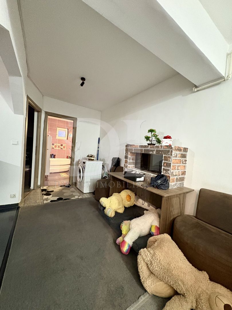 Apartament cu 2 dormitoare - str.Eroilor Florești - Poză 6