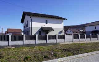 Casă tip duplex complet amenajată si mobilată - Poză 1