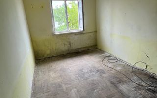 Cameră de cămin de vânzare –  ideală ca investiție sau locuință - Poză 1