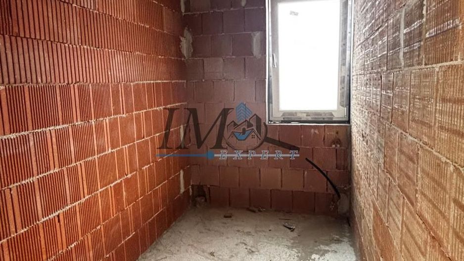 Casa de vanzare la rosu in zona Roica cartier Micesti Alba Iulia - Poză 8