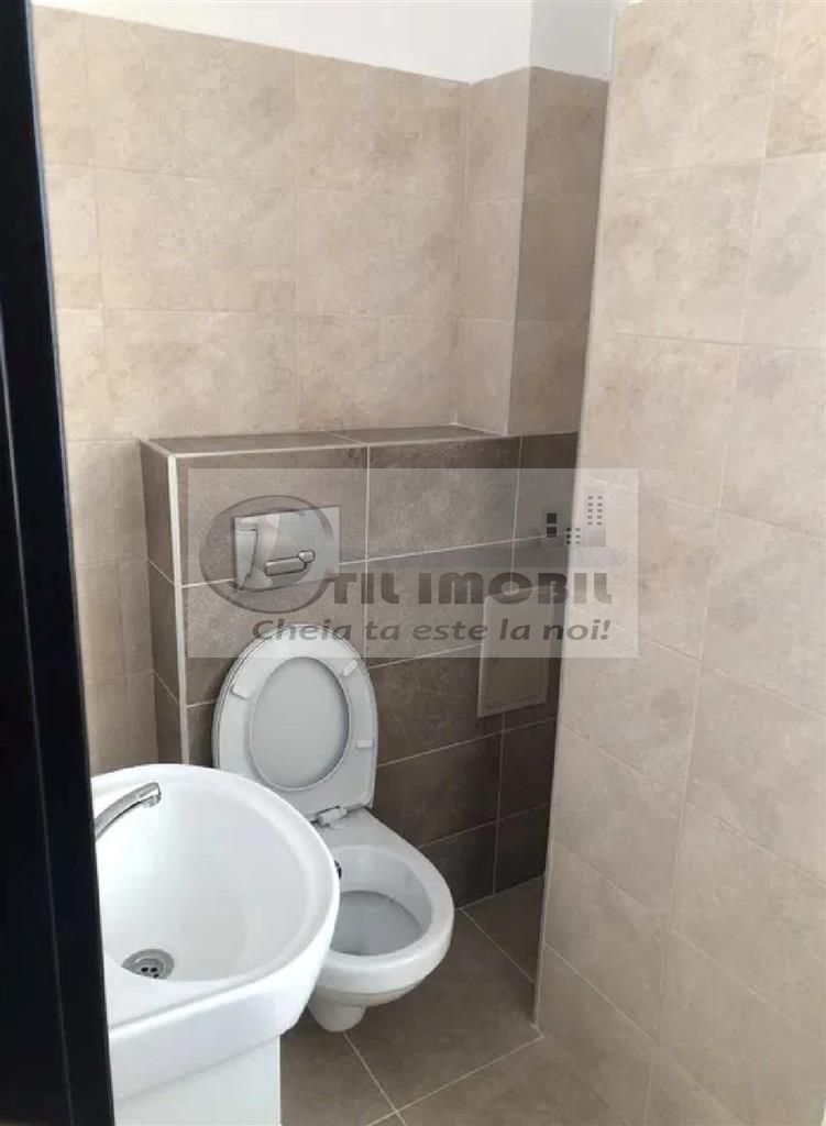 Inchiriez apartament Boheme Residence-loc parcare 350 Euro - Poză 3