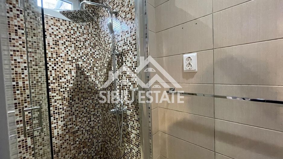 Afacere la cheie 2 unitati de cazare in regim hotelier ULTRACENTRAL - Poză 10