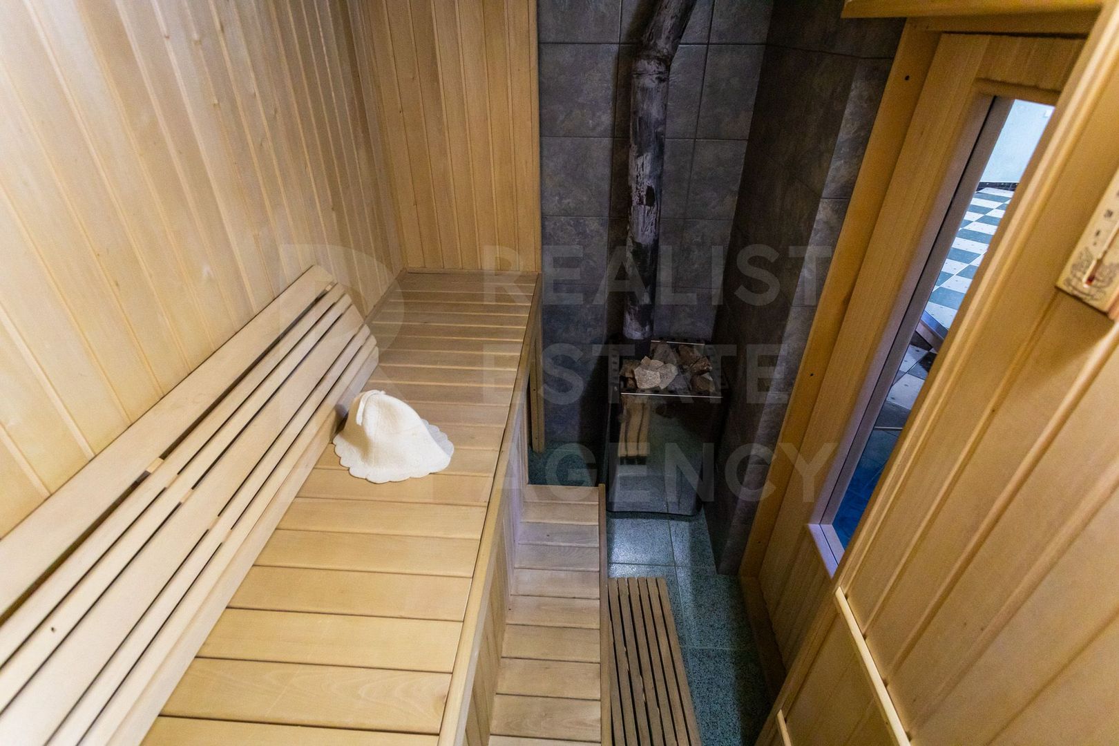 Vânzare, casă, 5 camere, str. Gura Văii, sect. Riscani - Poză 26