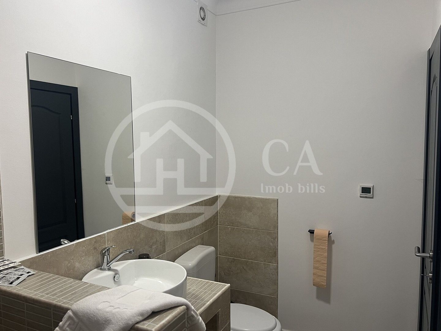 Apartament cu 3 camere de inchiriat ultracentral Oradea - Poză 11